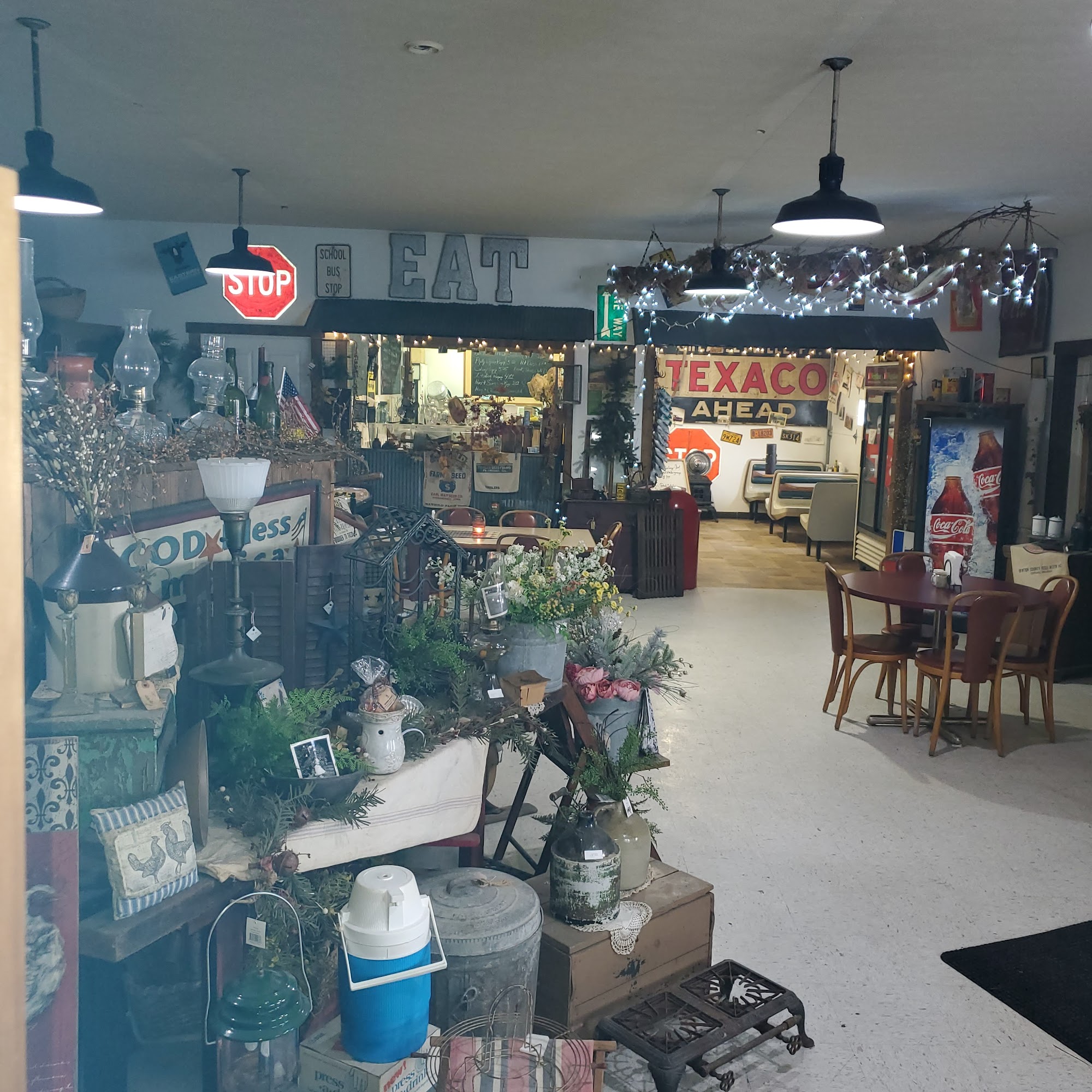 Dawn's Deli Clarks Mills