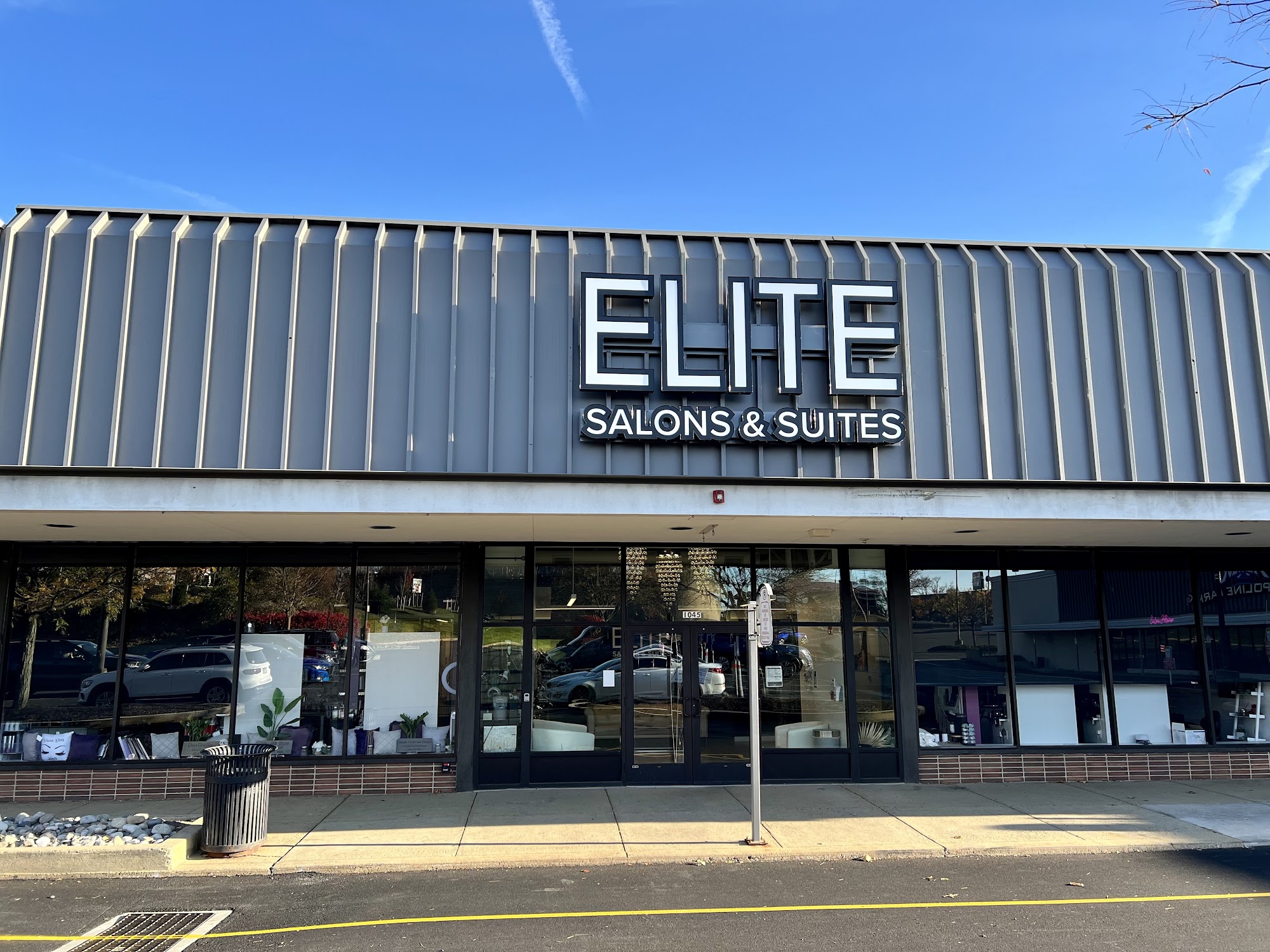 ELITE Salons and Suites