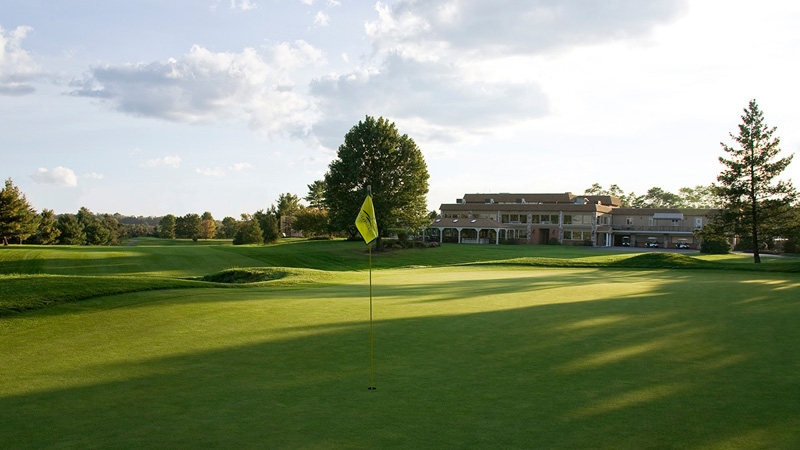 Colonial Golf and Tennis Club