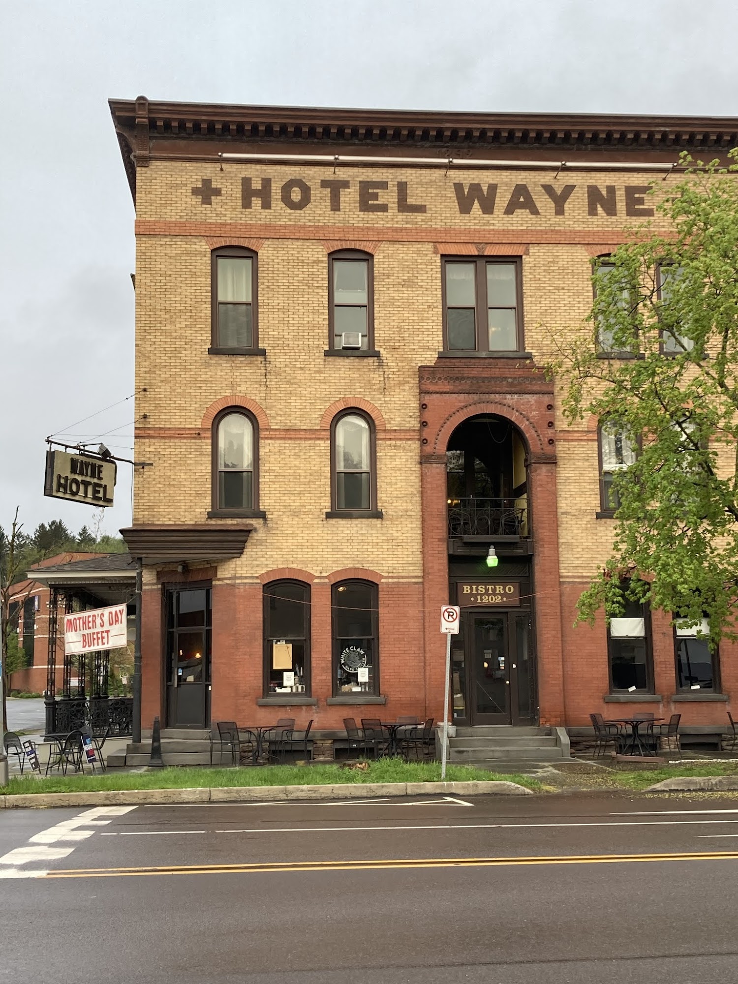 Hotel Wayne