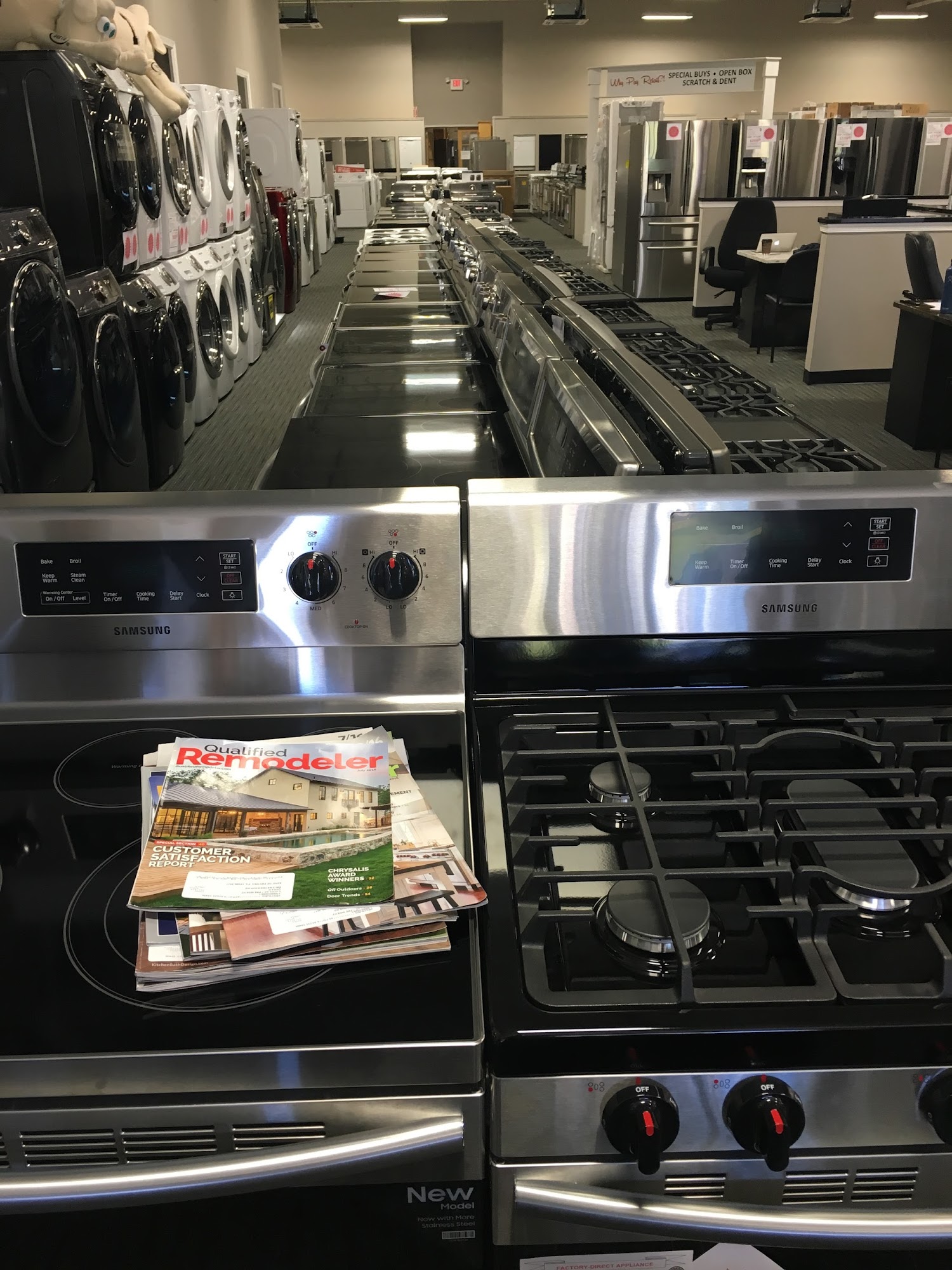 Queen Appliance Retail & Wholesale - King of Prussia Showroom