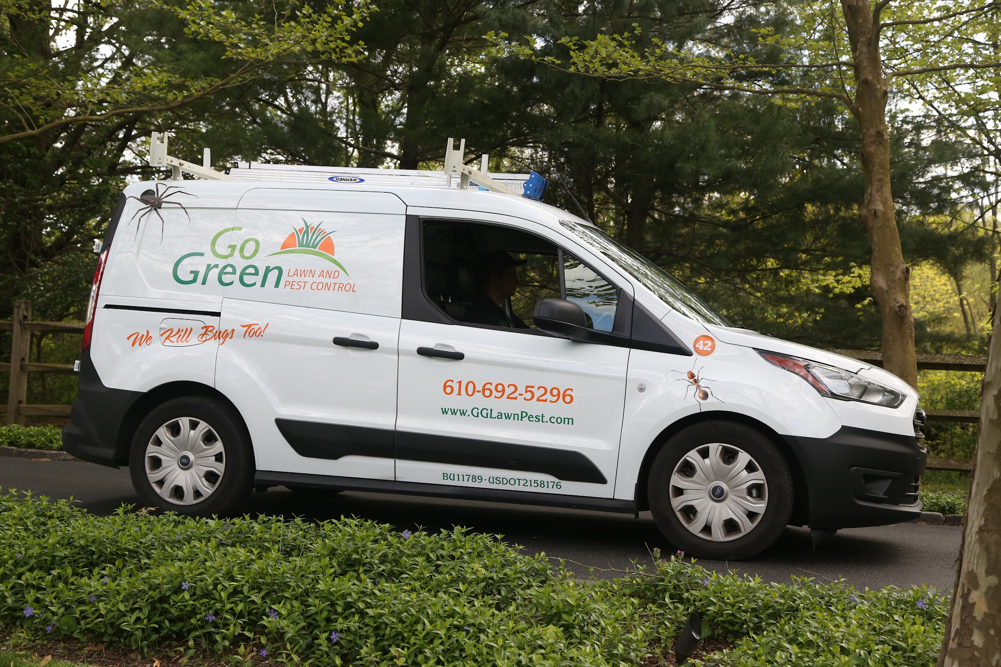 Go Green Lawn and Pest Control