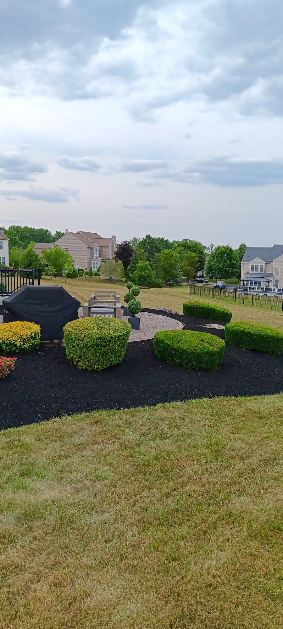 M&E Lawn Care & Landscaping LLC