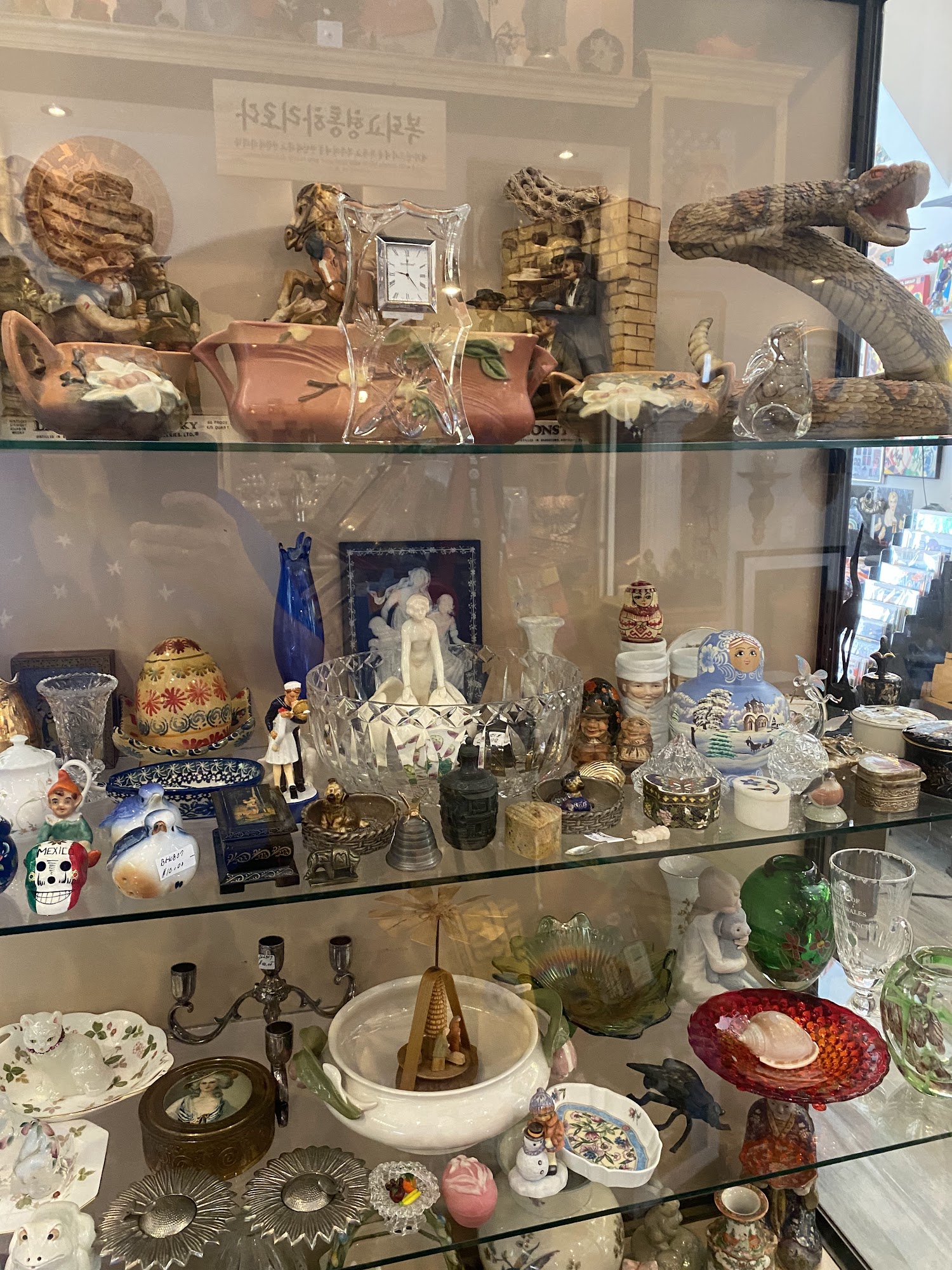 Marietta Marketplace: Antiques and More