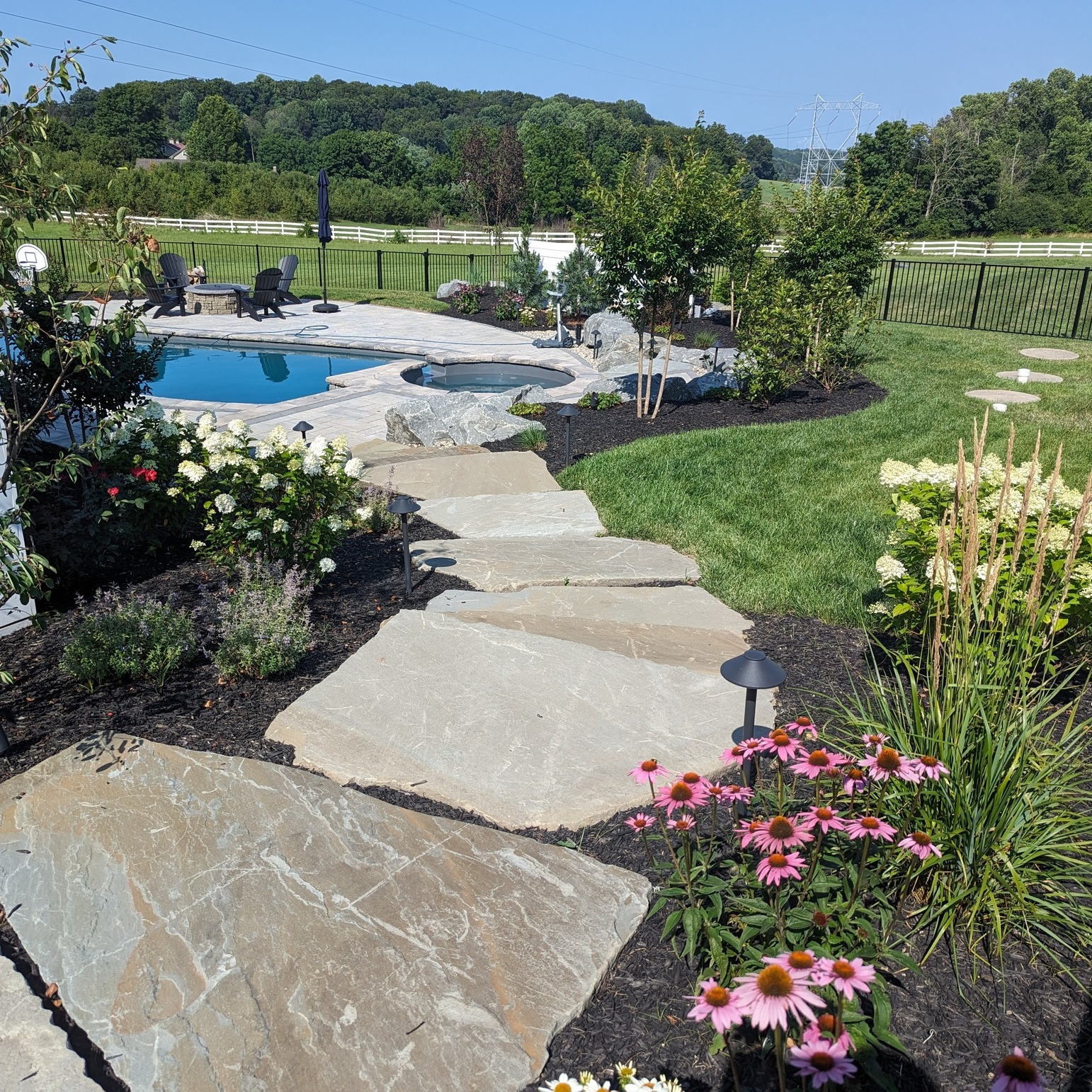 Golden Oaks Landscaping