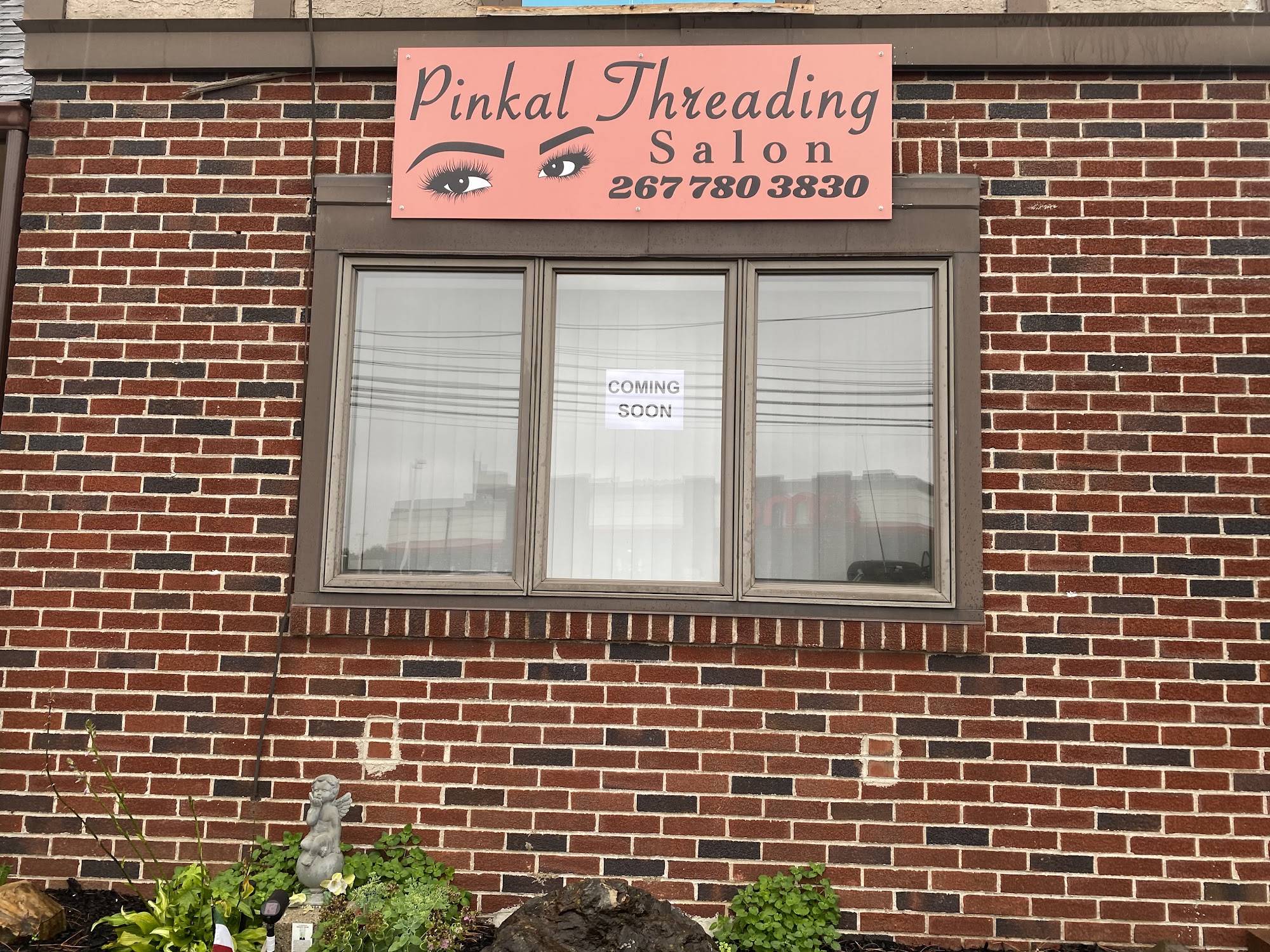 Pinkal Threading salon