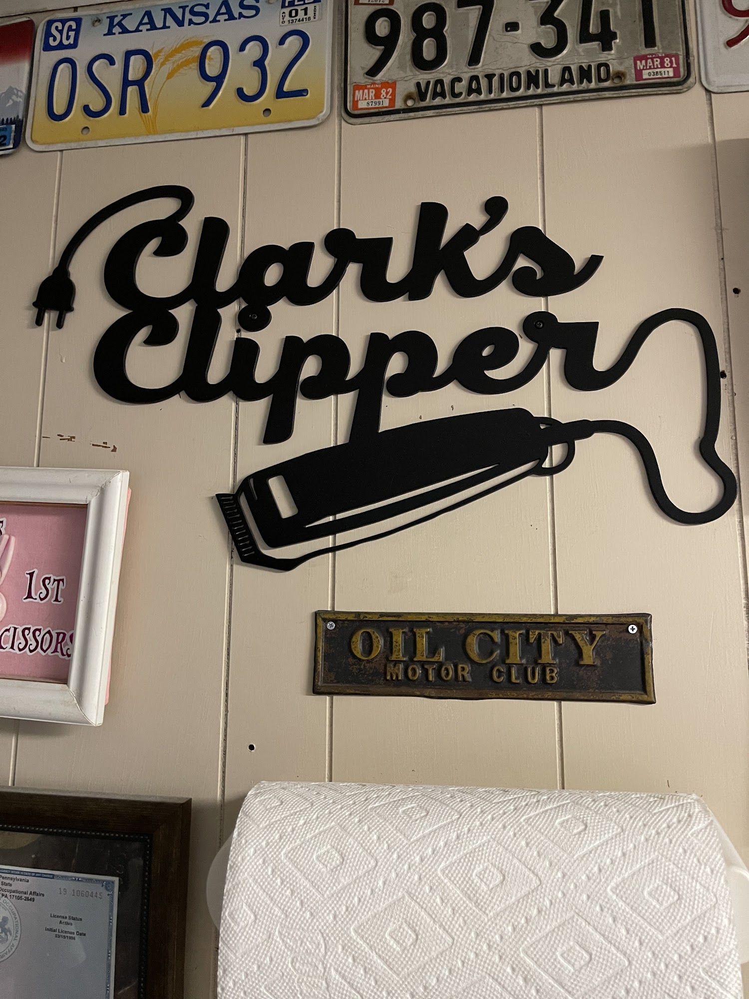 Clark’s Clipper 588 Colbert Ave, Oil City Pennsylvania 16301
