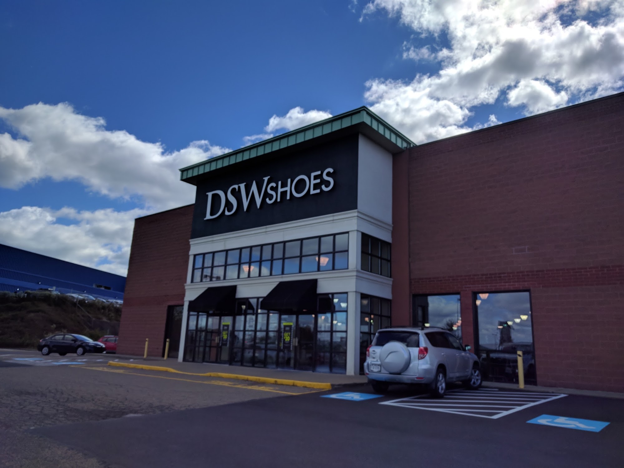 DSW Designer Shoe Warehouse