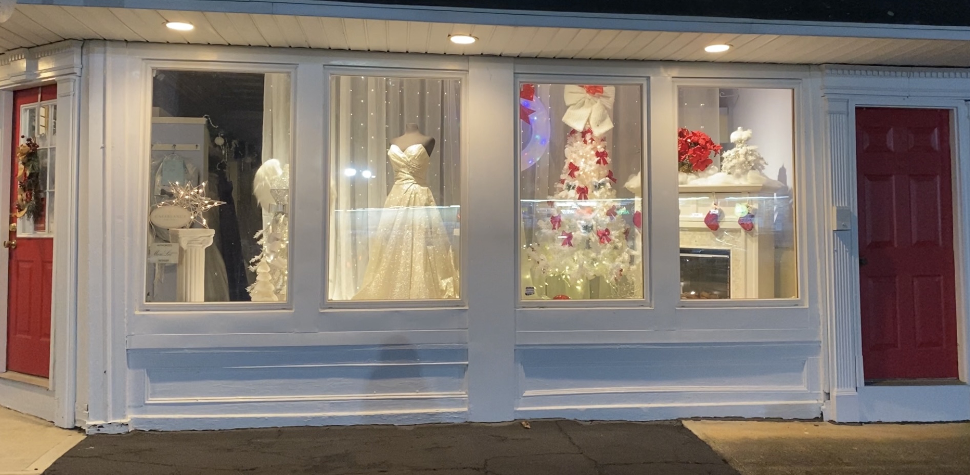 Tunis Bridal Shoppe - Open By Apt Only