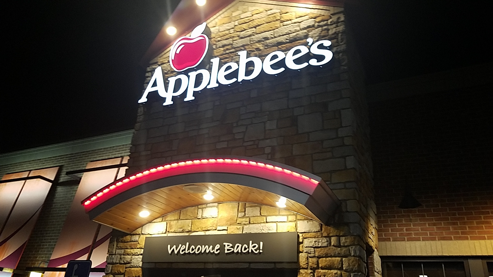 Applebee's Grill + Bar