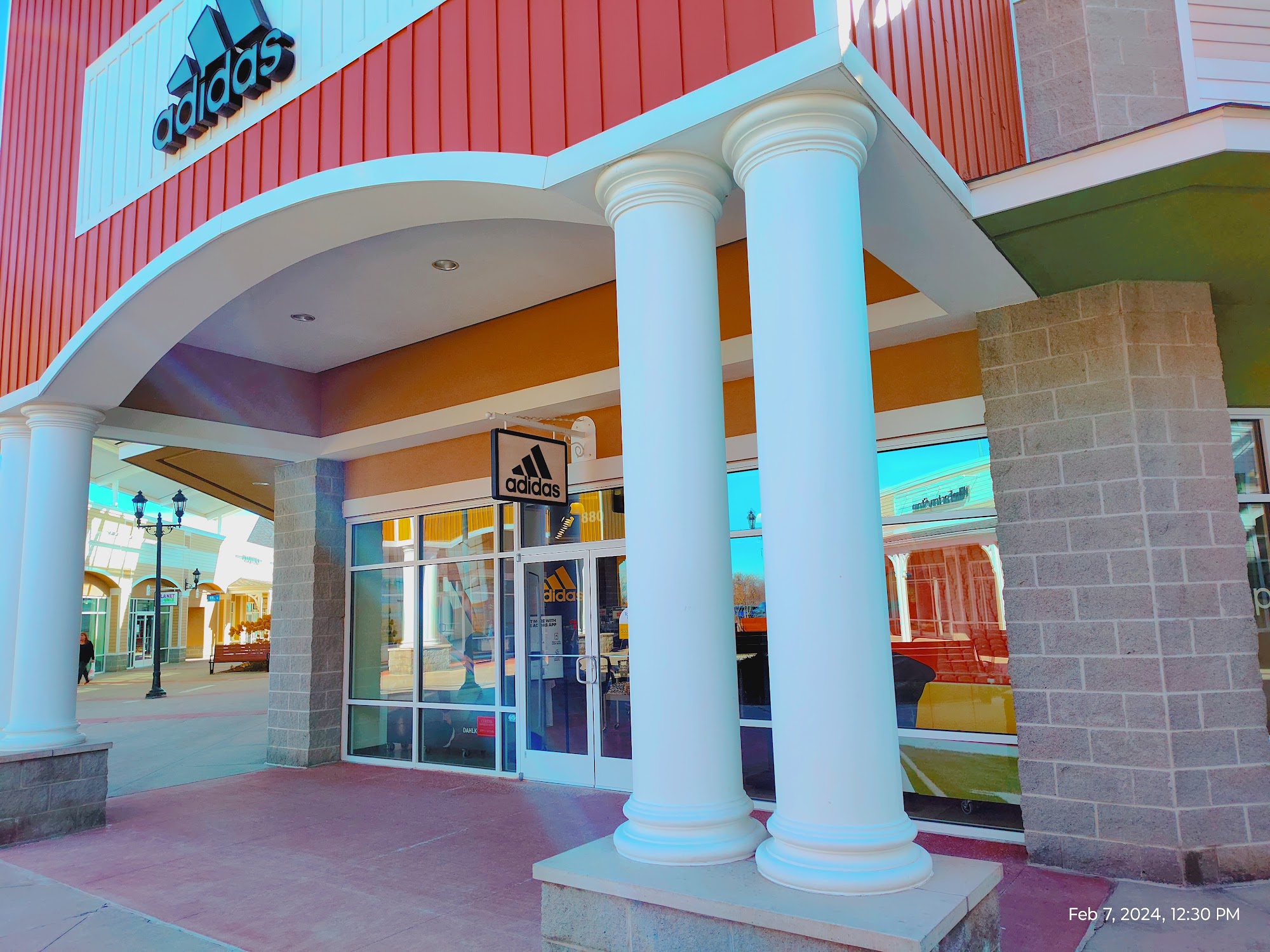 adidas Outlet Store Washington, Pittsburgh Tanger Outlets