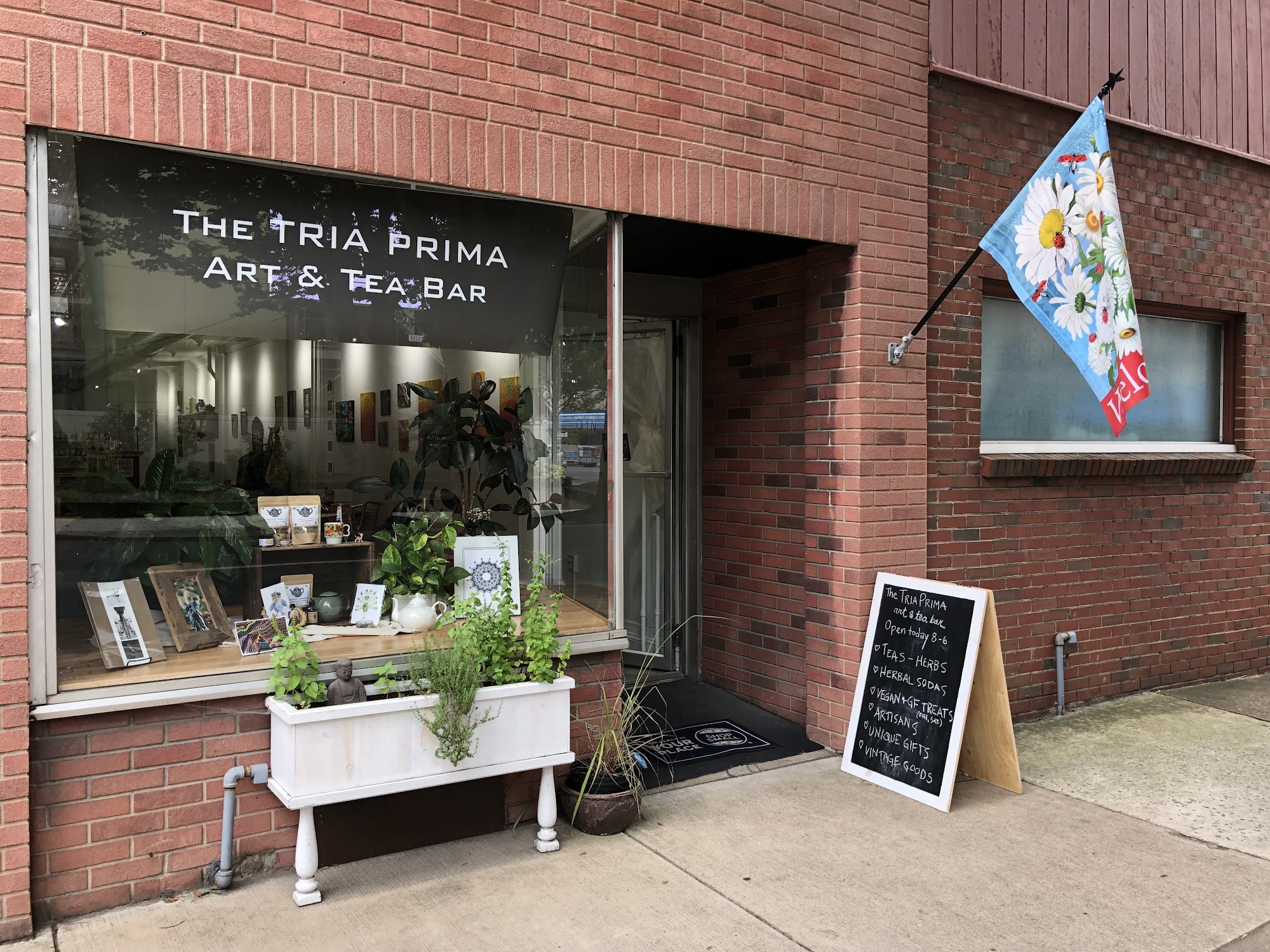 The Tria Prima Tea Company