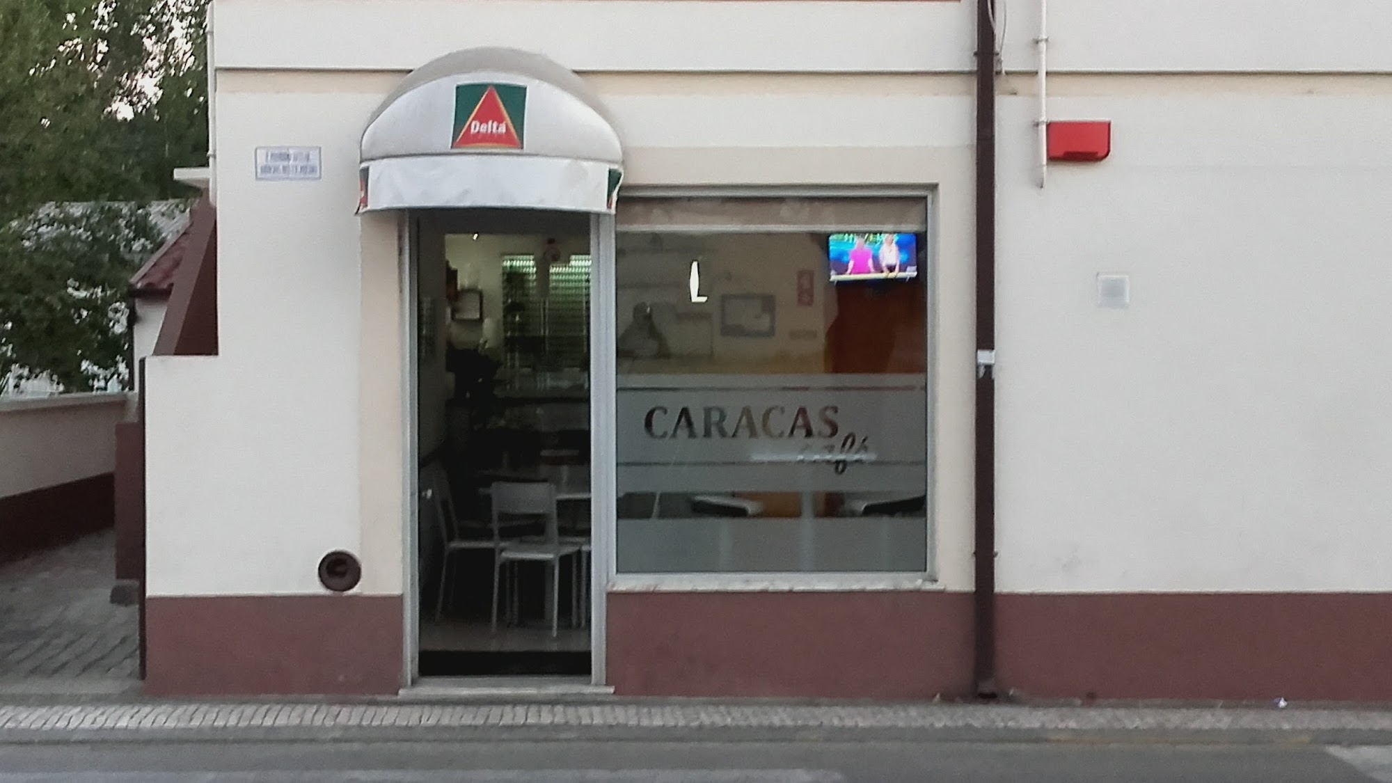 Cafe Caracas R. Luís de Camões 6, PT 3450-15