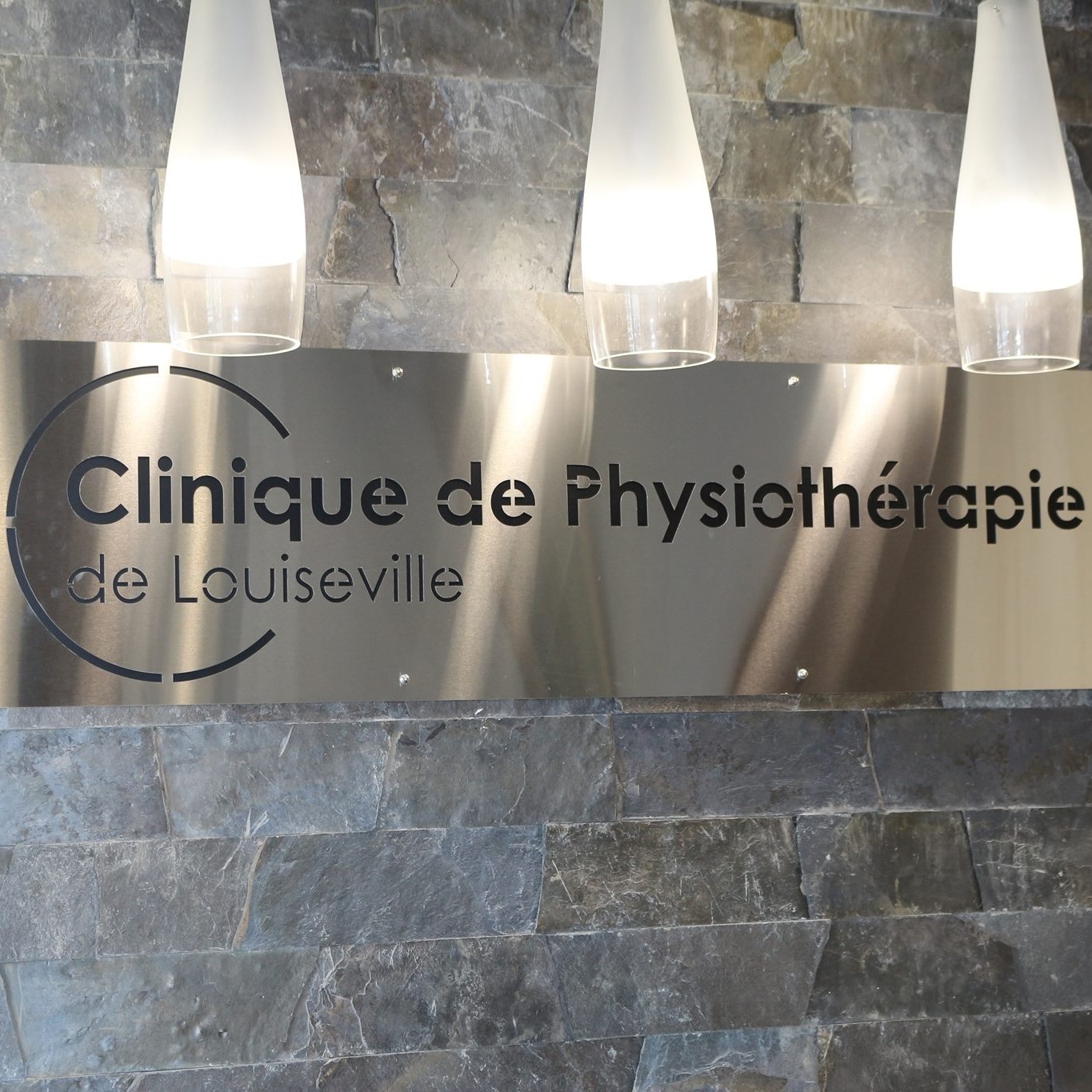 Clinique De Physiothérapie De Louiseville 285 Avenue St Laurent, Louiseville Quebec J5V 1K2