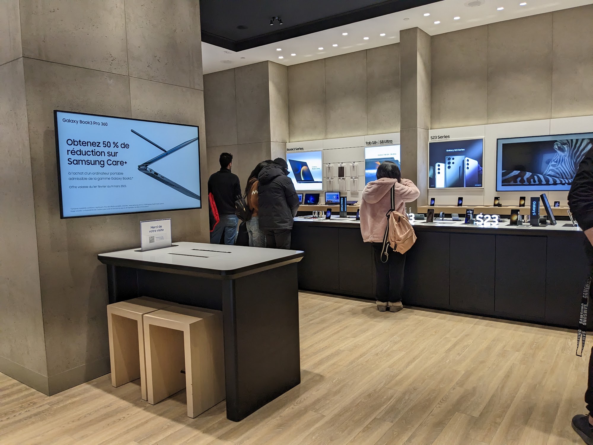 Samsung Experience Store - MEC