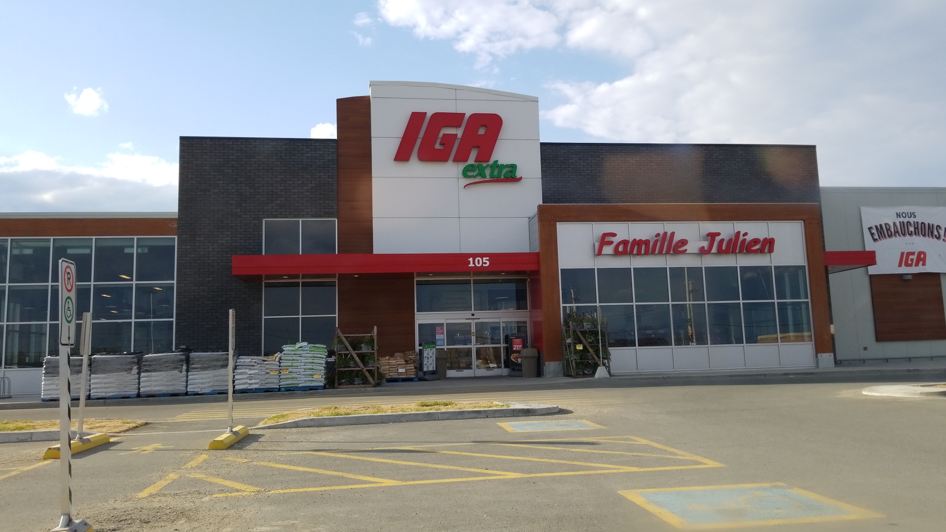MARCHÉ IGA EXTRA FAMILLE JULIEN INC.