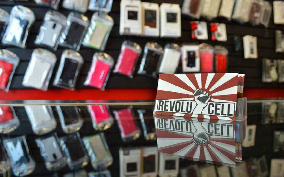 Revolucell - Réparation cellulaire Terrebonne
