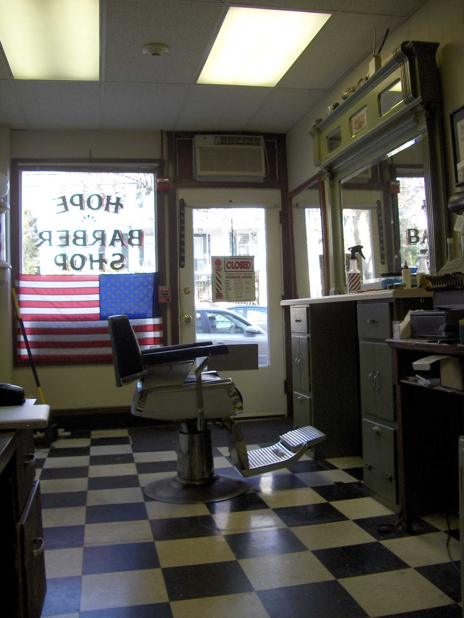 Hope Barber Shop 475 Hope St, Bristol Rhode Island 02809