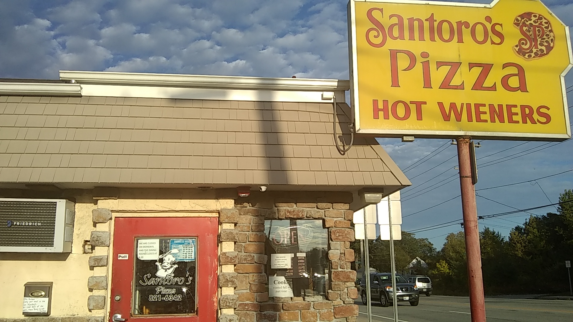 Santoros Pizza