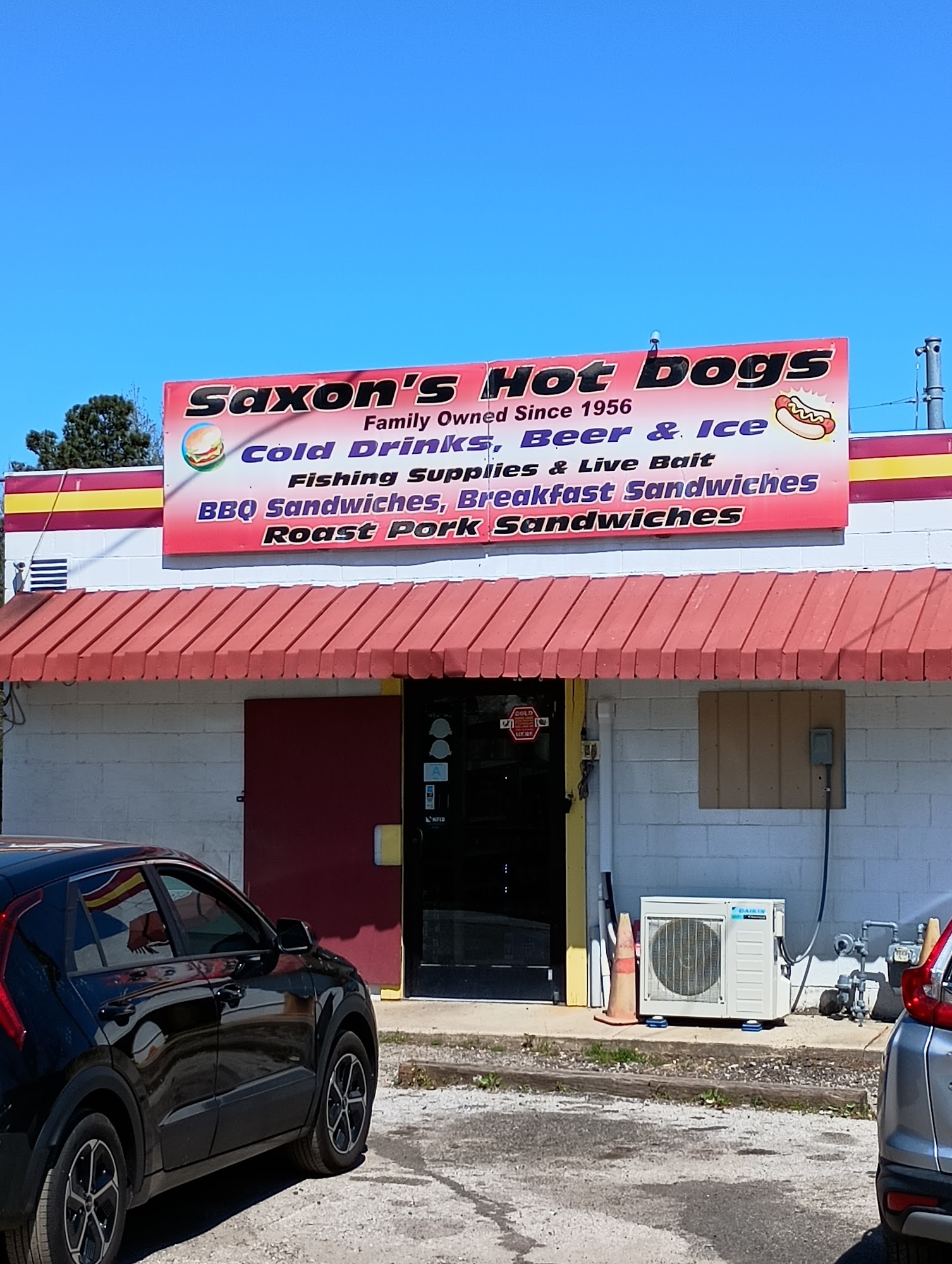 Saxon's Hotdogs