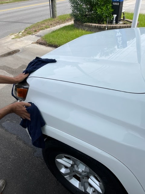 Custom Clean Full Serve Car wash