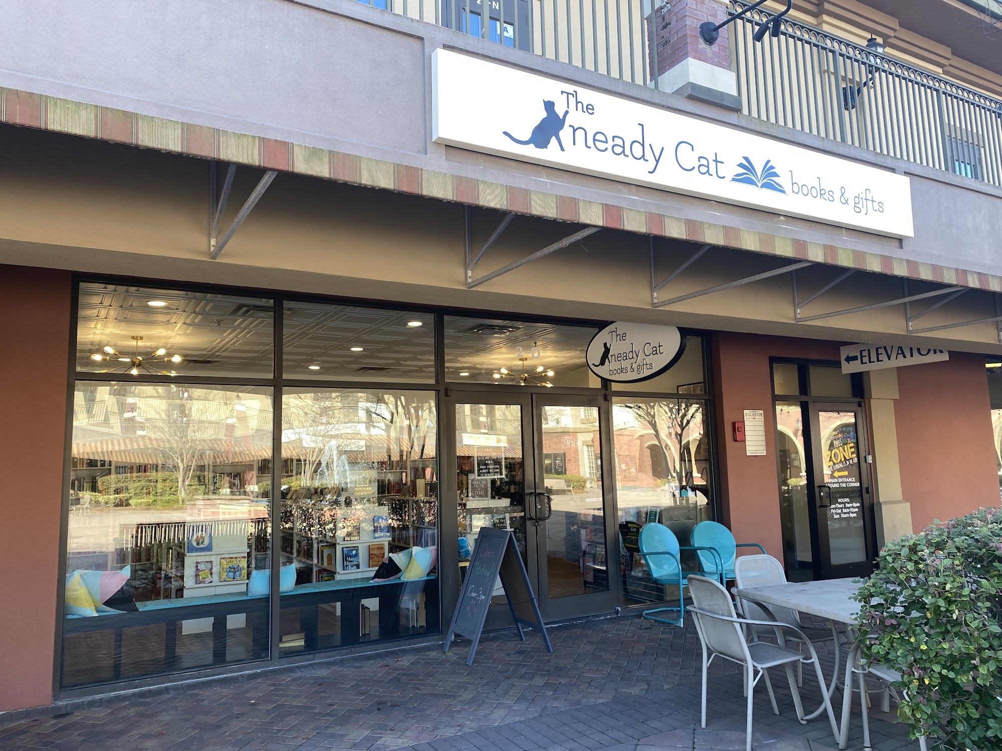 The Kneady Cat Books & Gifts