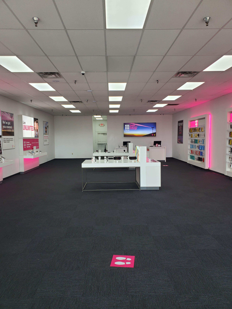 T-Mobile Authorized Retailer