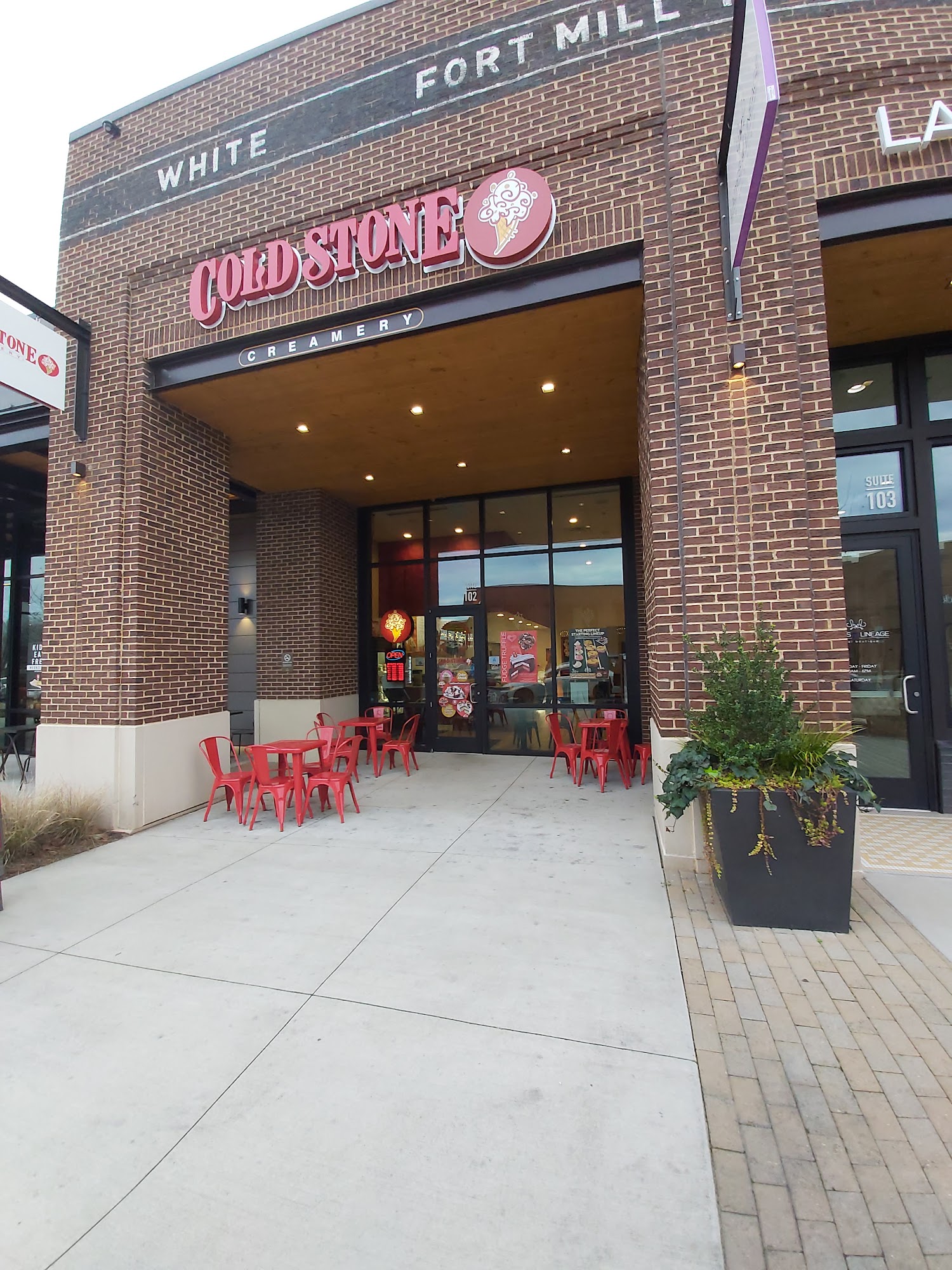 Cold Stone Creamery