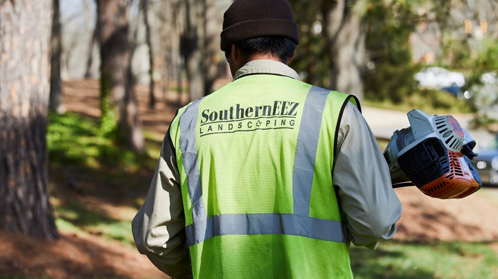 SouthernEEZ Landscaping