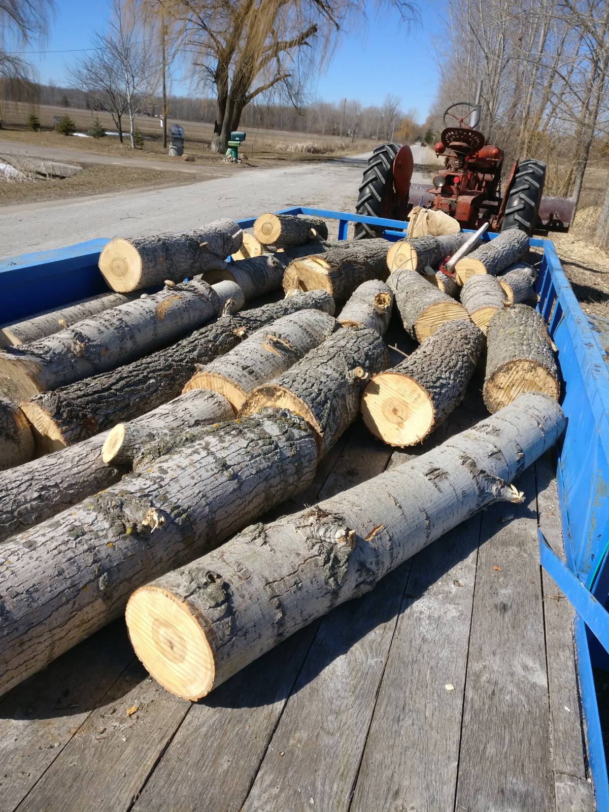 J&R HARDWOOD AND TILE