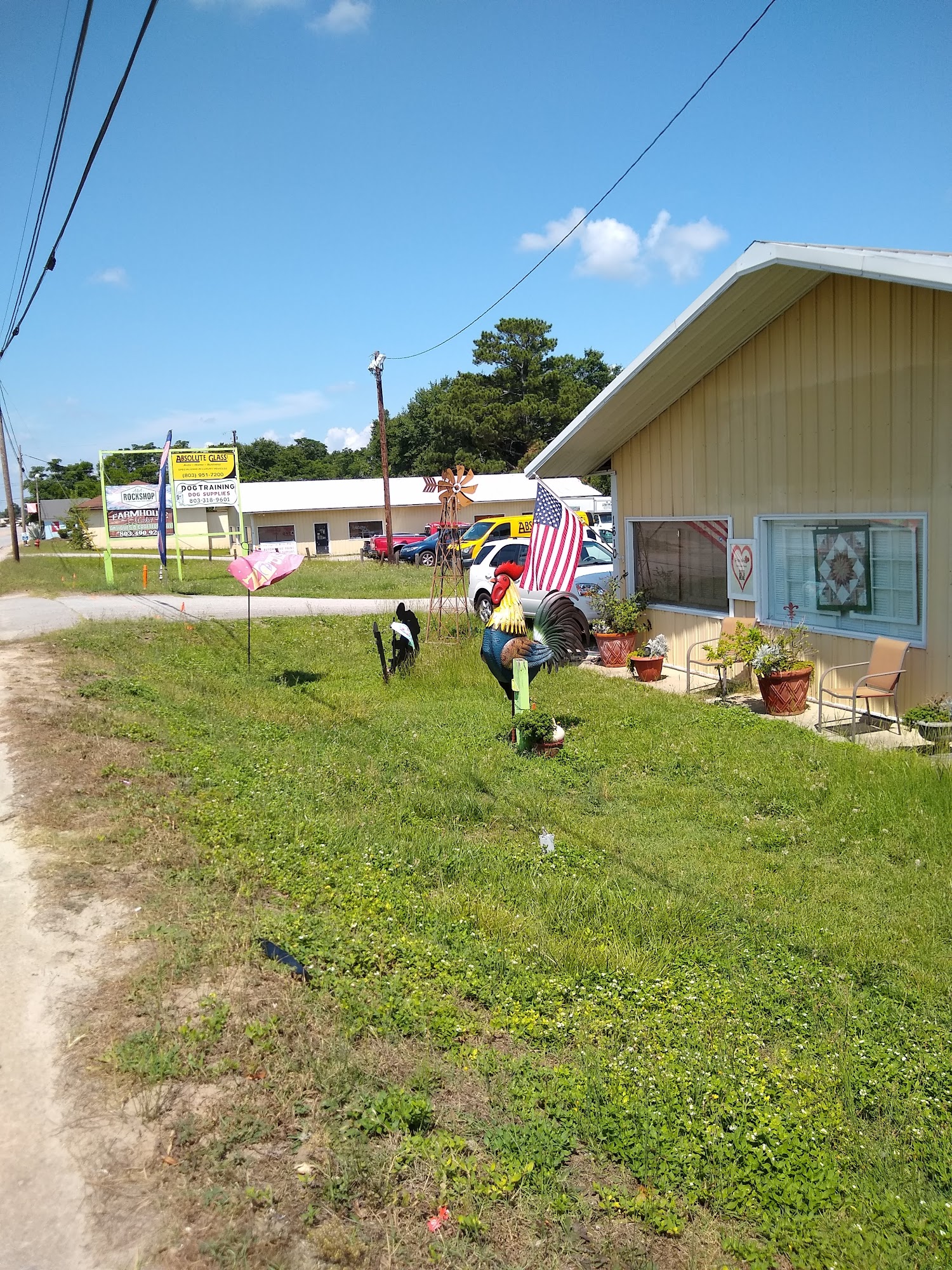 Farmhouse Market and Antiques