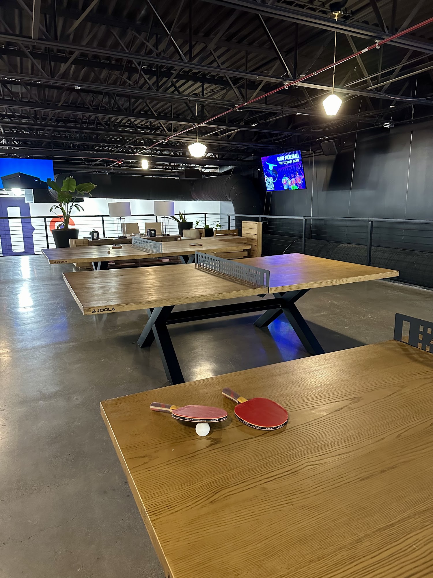 Crush Yard - Restaurant, Bar, and Pickleball