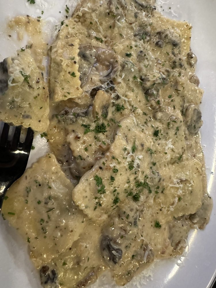 Best Chicken Wing Spots in Simpsonville, SC 2024 Restaurantji