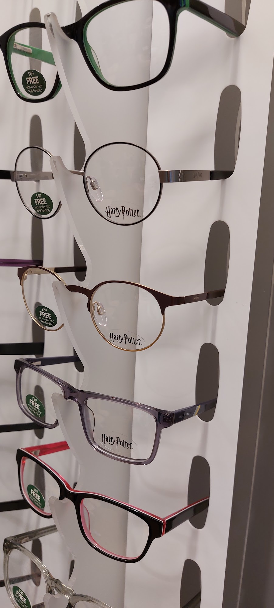 Specsavers Opticians and Audiologists - Bishopbriggs