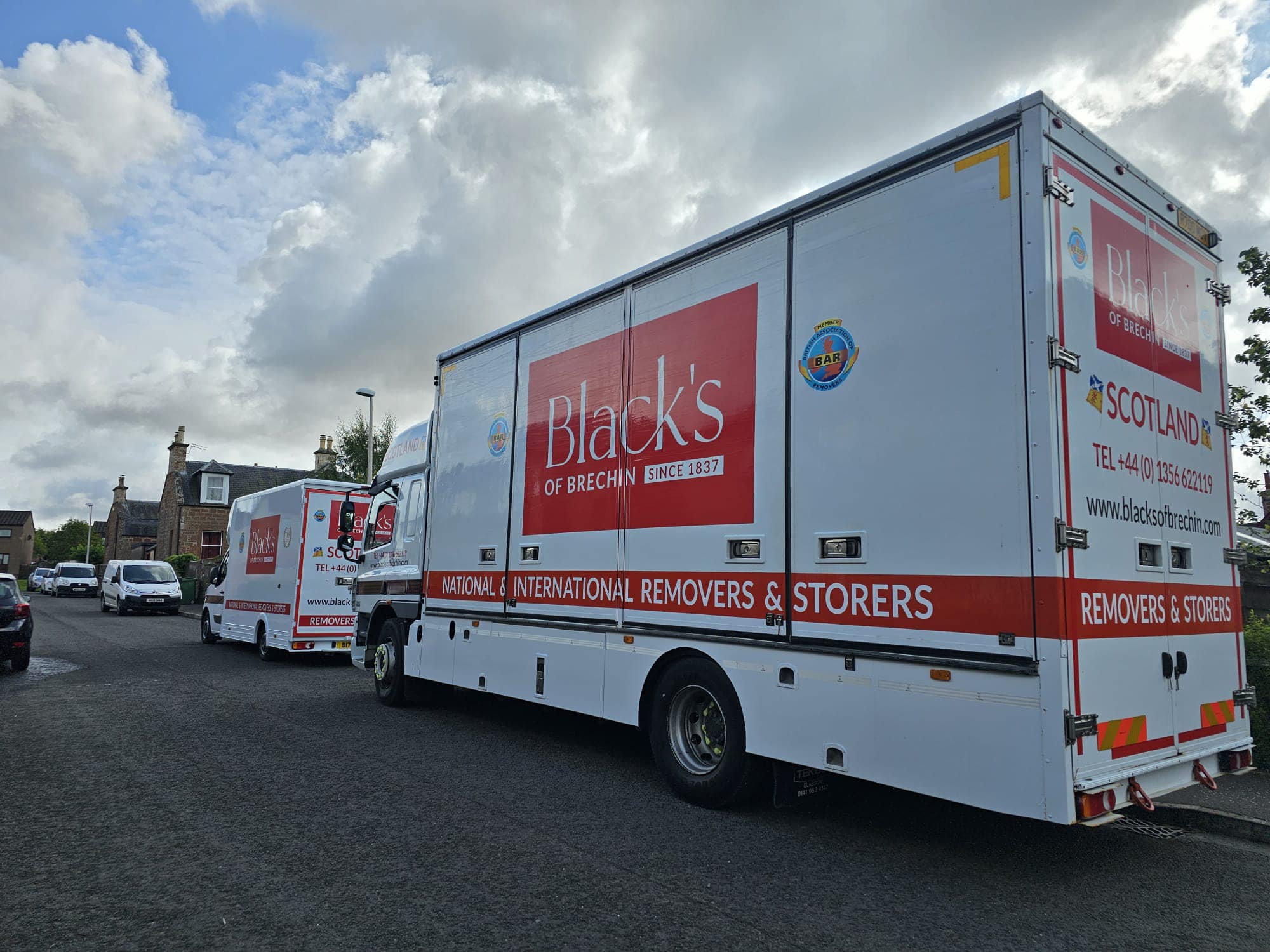 Black's Removals
