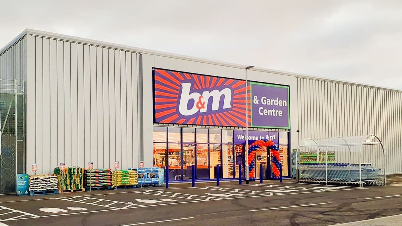 B&M Store with Garden Centre