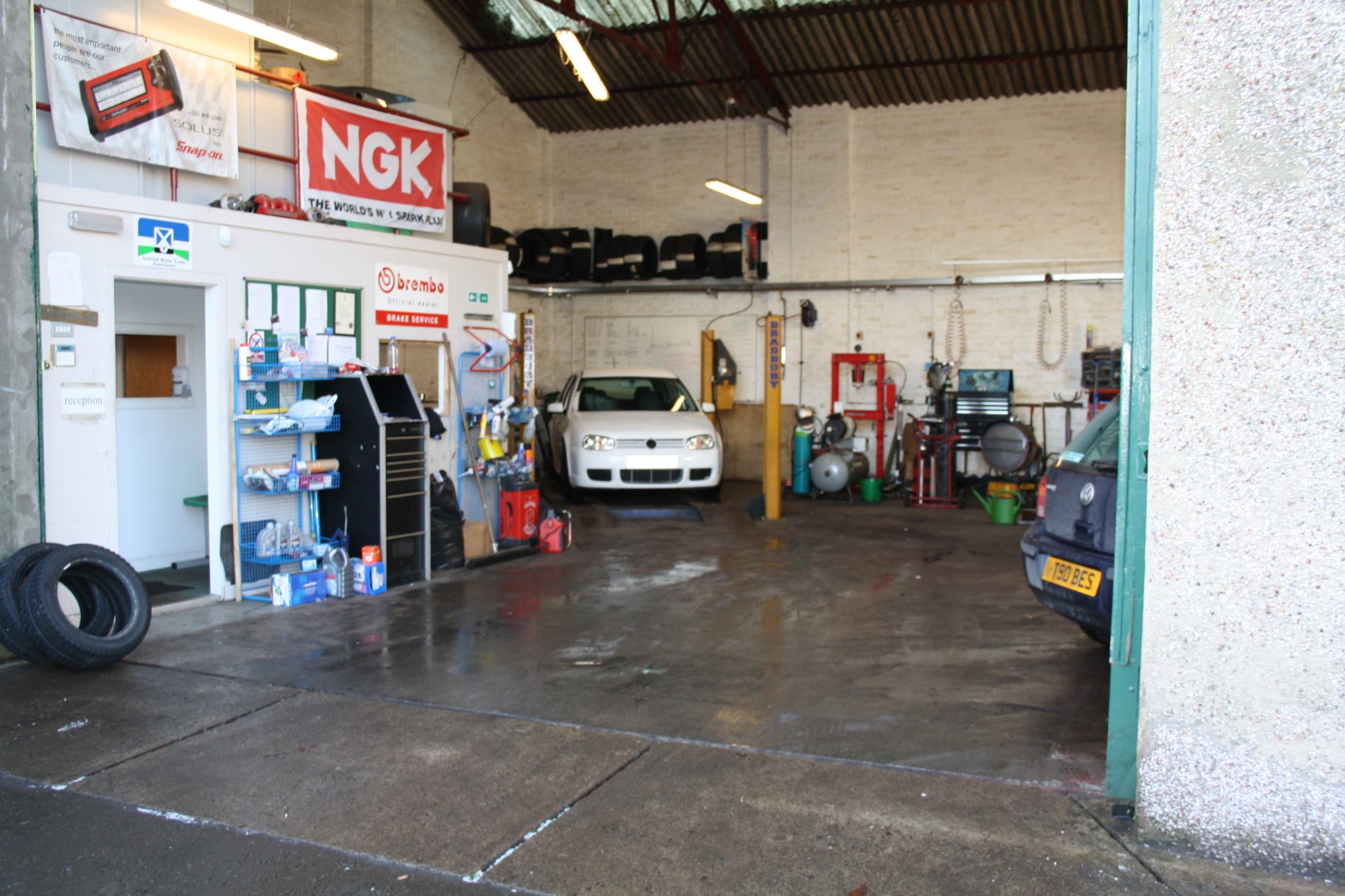 Edmonstone Garage Ltd