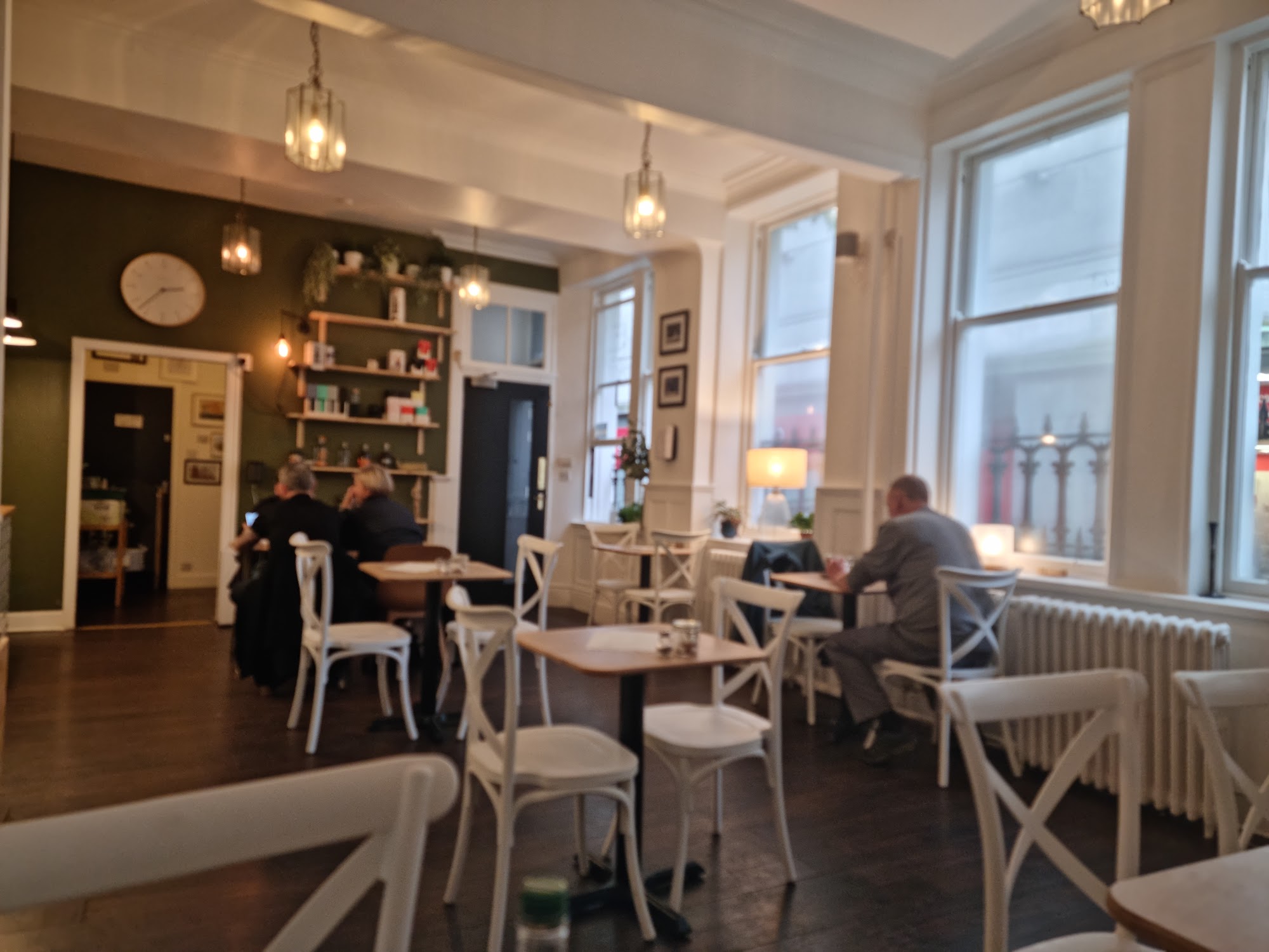 Café Wynd 10 Cross Wynd, Dunfermline