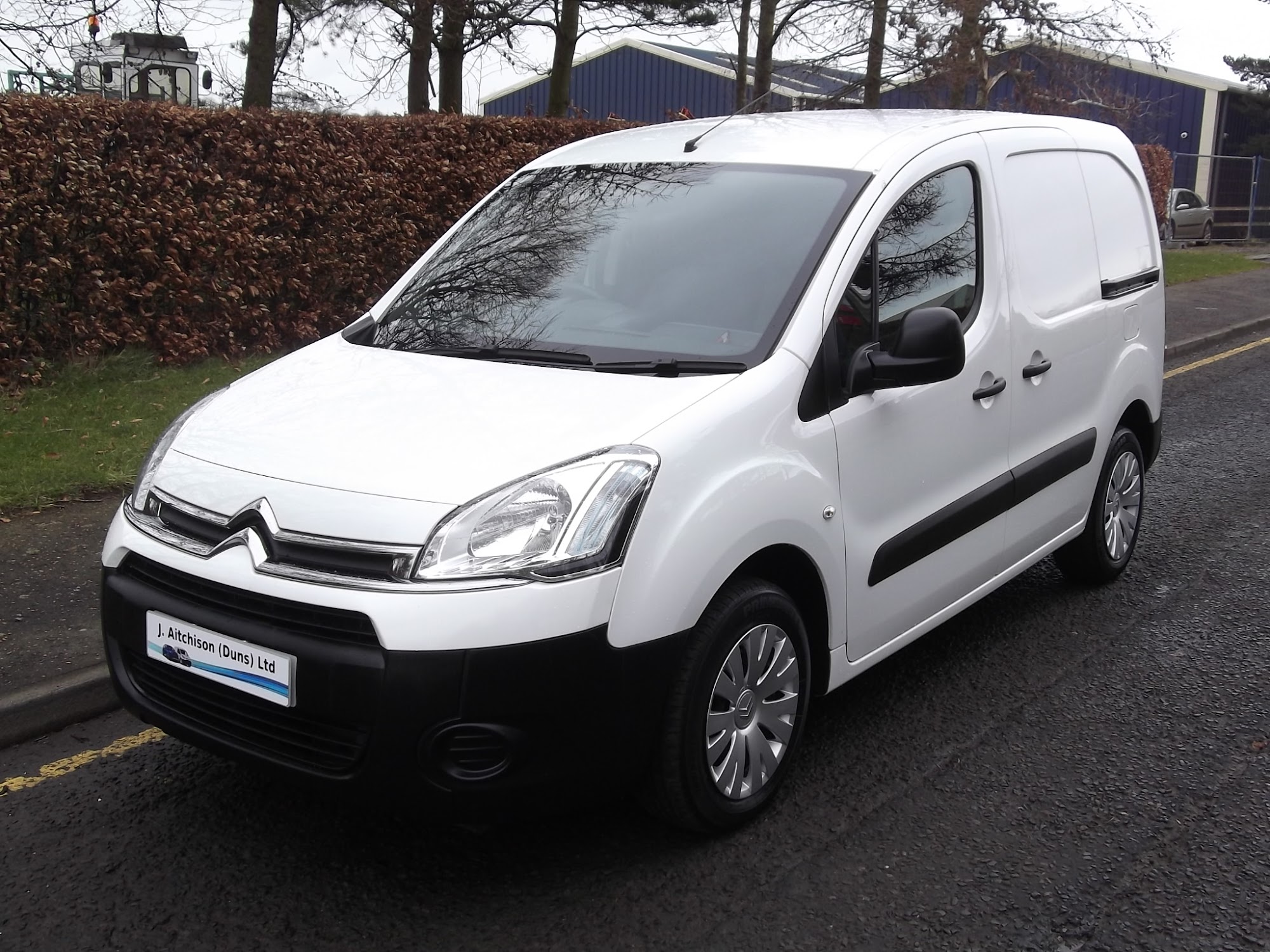 J Aitchison (New & Used Cars)
