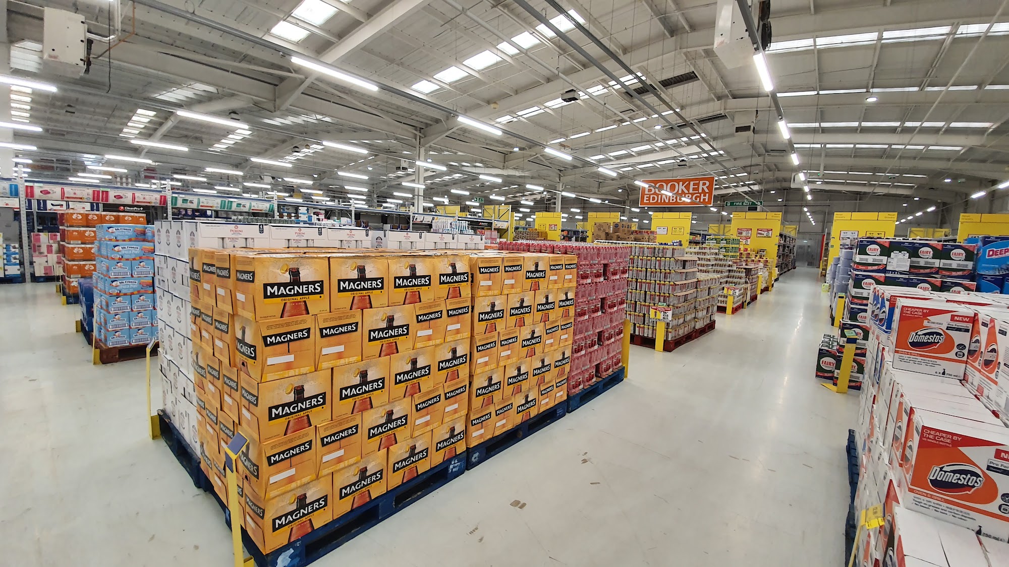 Makro Edinburgh