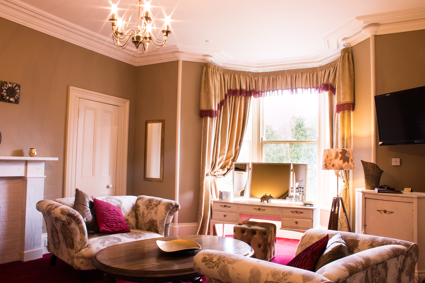 Cluny Bank Hotel