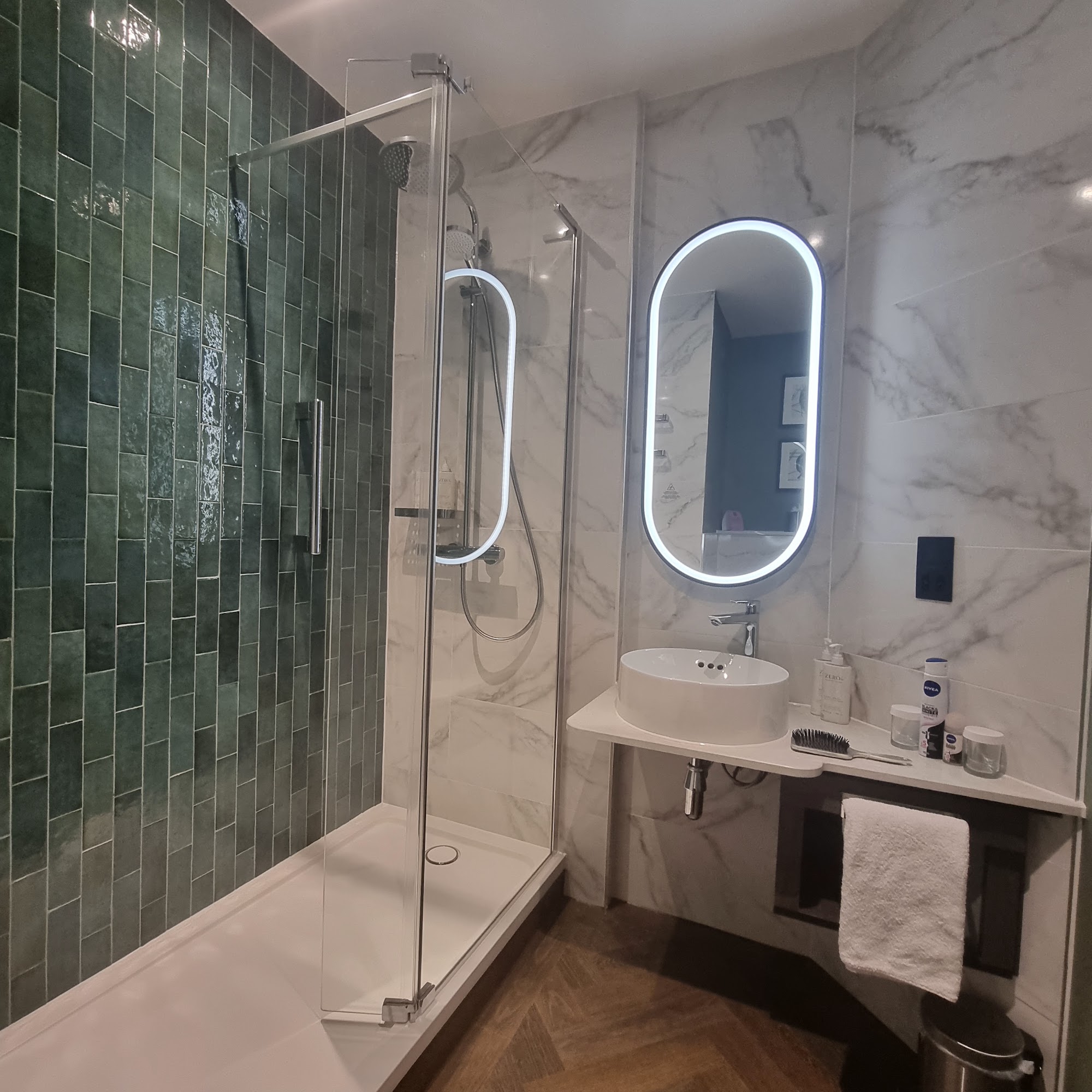 Leonardo Hotel Glasgow - Formerly Jurys Inn