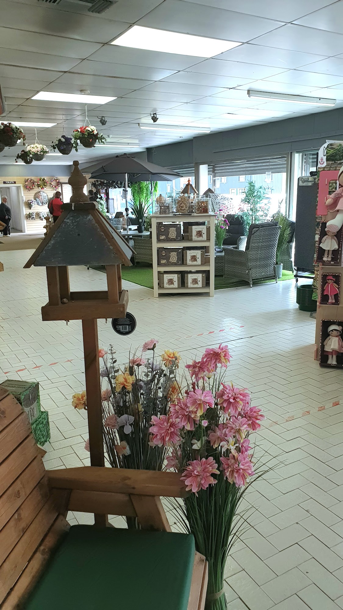 DeWaldens Garden Centre & Coffee Shop