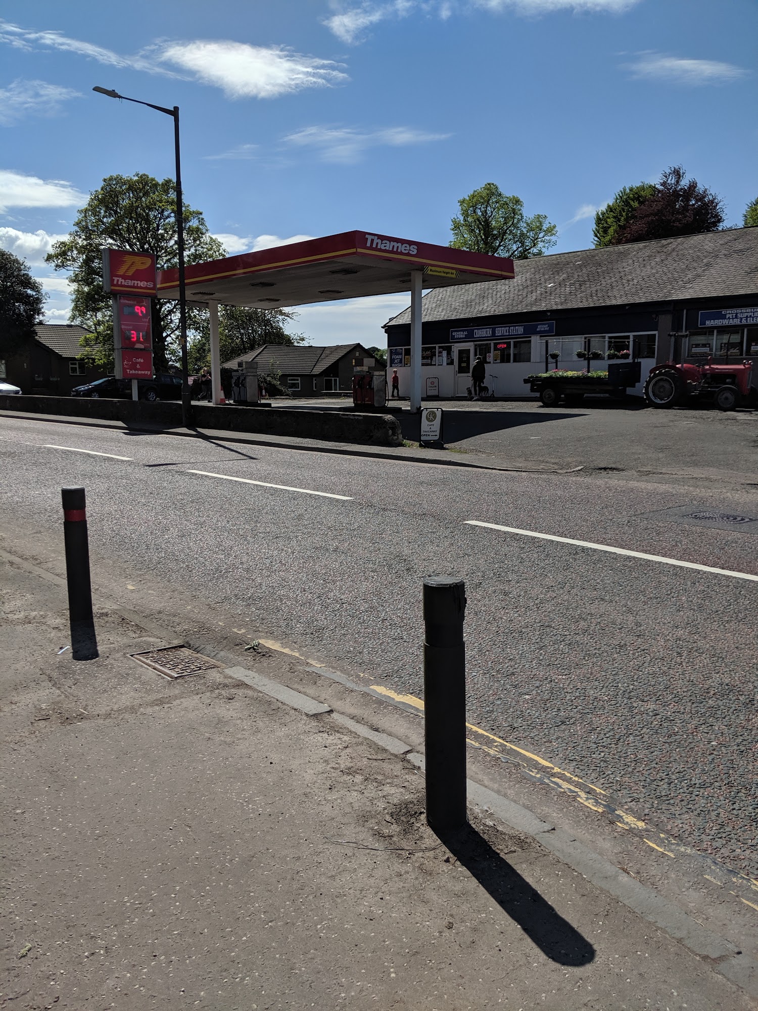 Crossburn Service Station