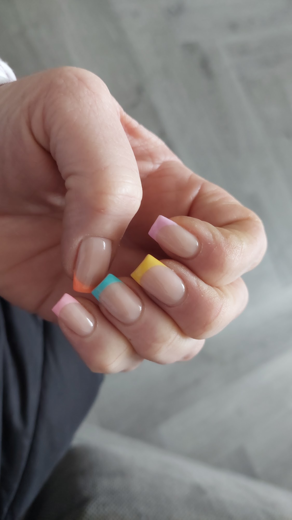 Hollywood nails and spa Leven