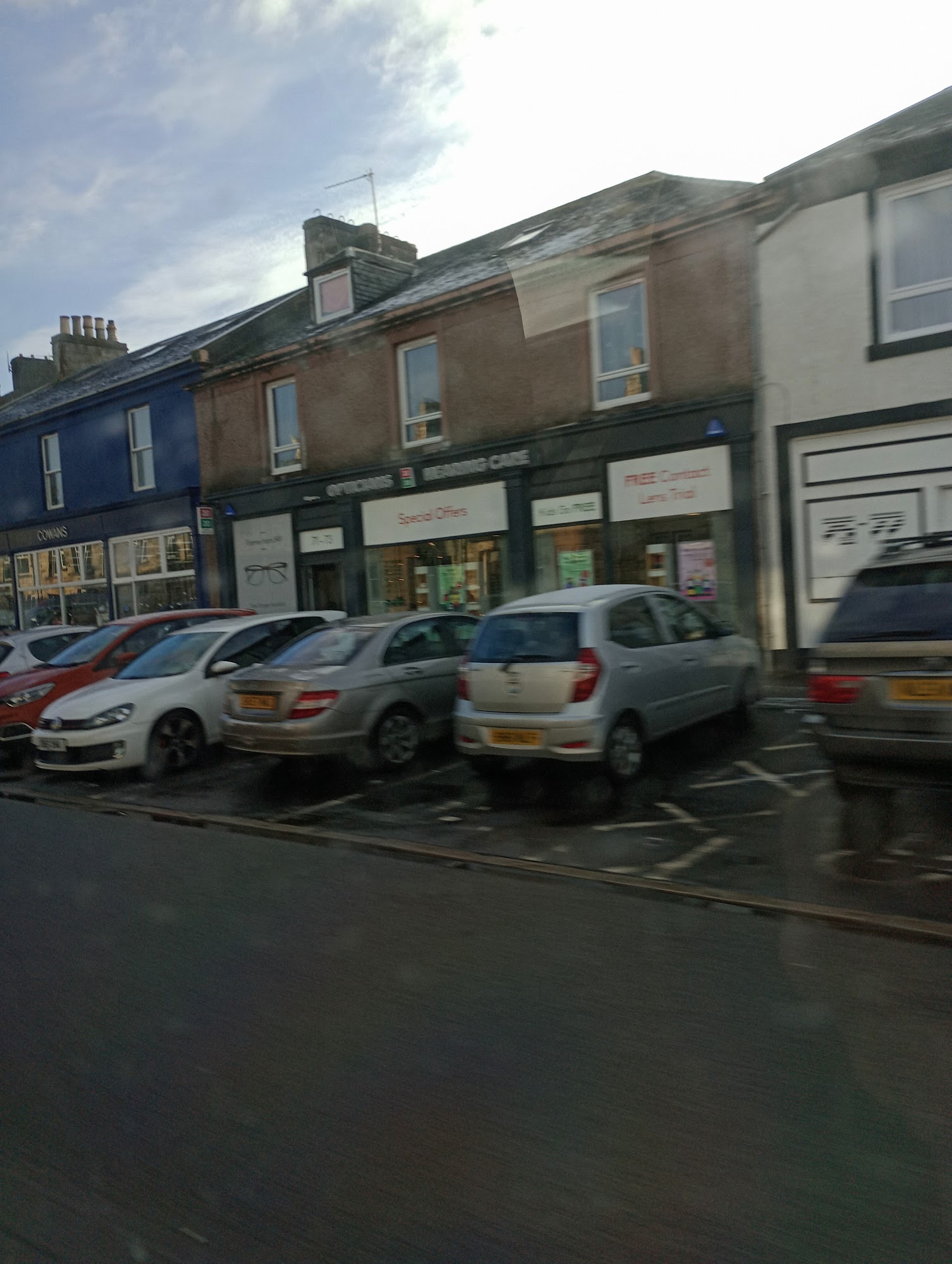 20 20 Opticians and Hearing Care - Troon