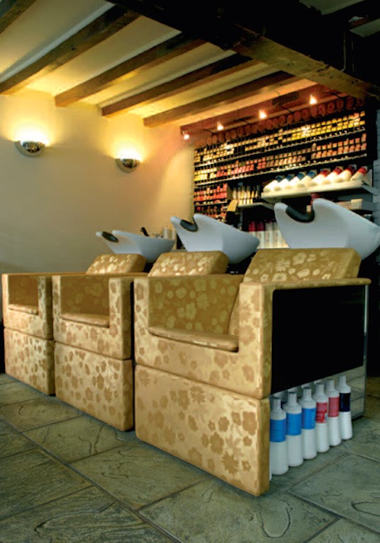 Salon Ten