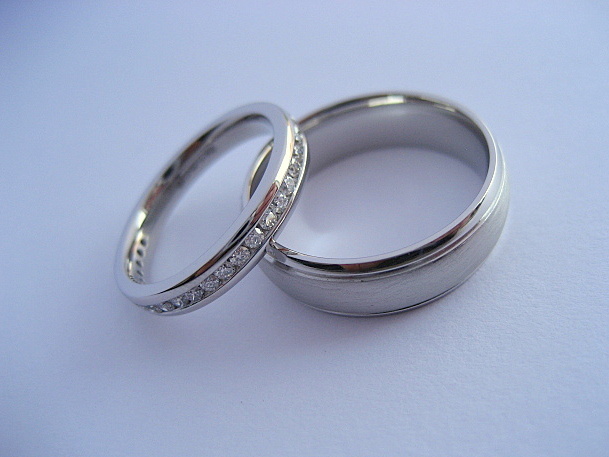 Nerys Davies Designer Goldsmith