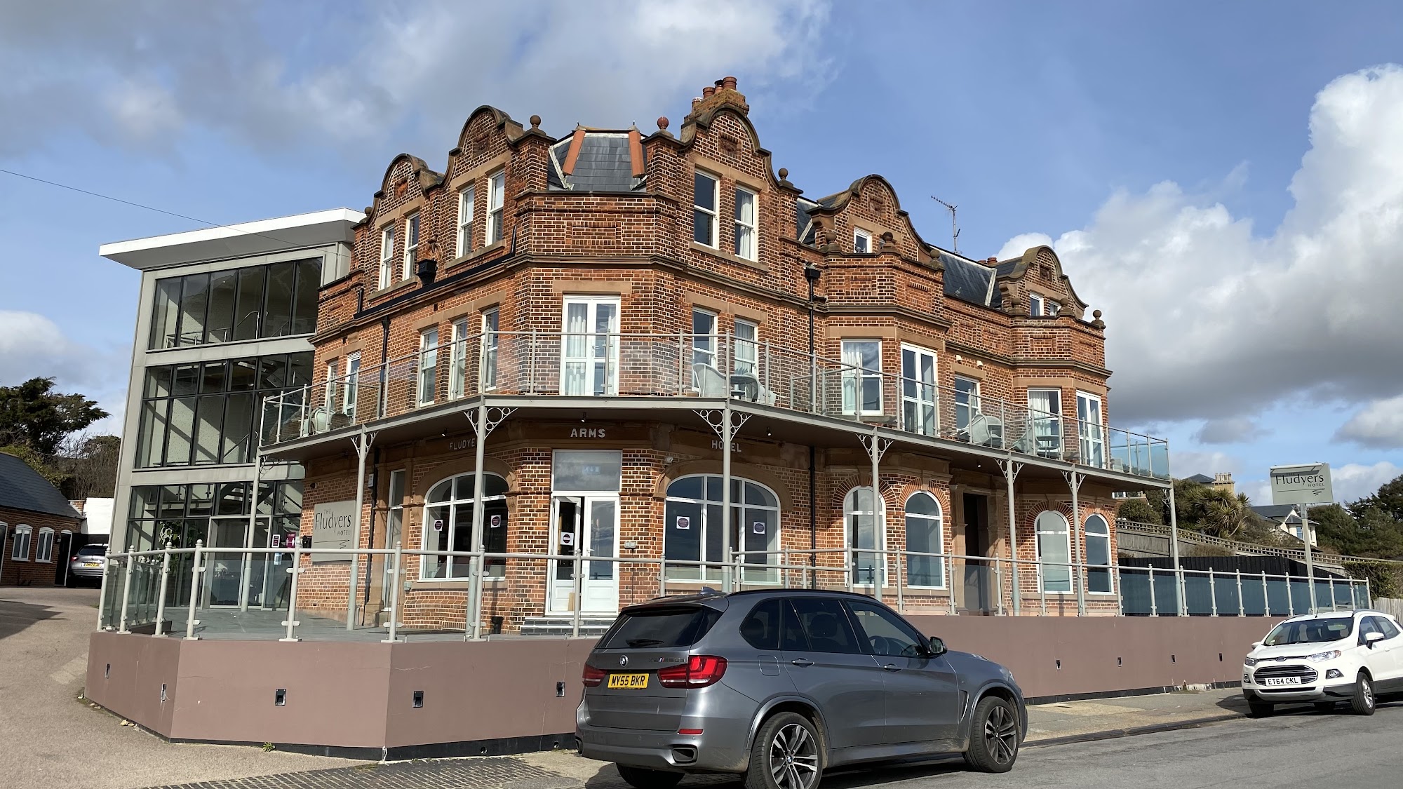The Fludyers Hotel