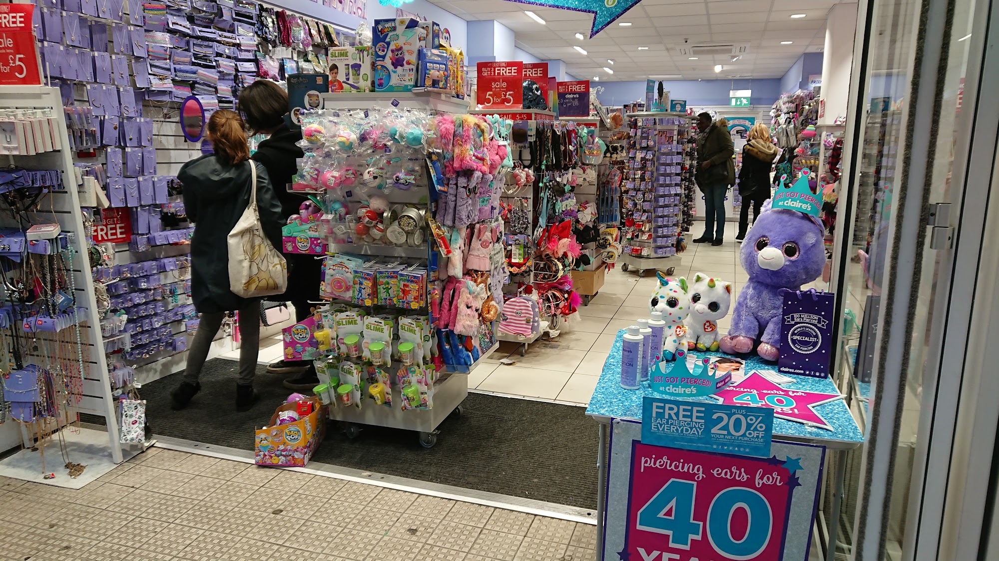 Claire's